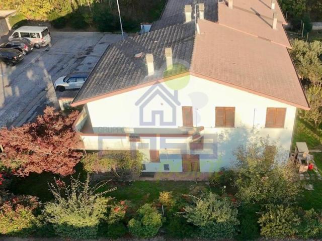 Villa in vendita a Pizzighettone CR