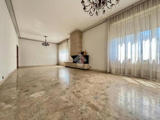 Villa in vendita a Pizzighettone CR