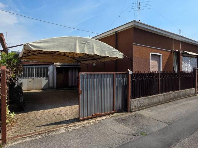 Villa in vendita a Pizzighettone CR
