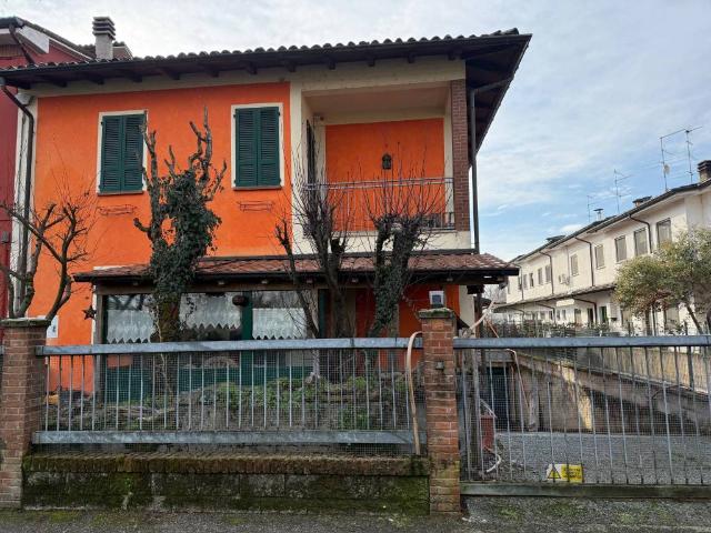 Villa in vendita a Piacenza PC