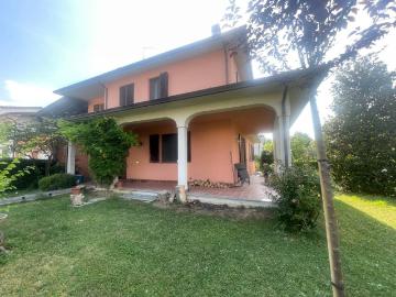 Villa in vendita a Piacenza PC