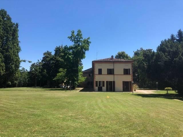 Villa in vendita a Piacenza PC
