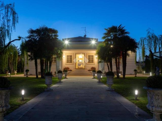 Villa in vendita a Piacenza PC