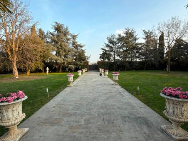 Villa in vendita a Piacenza PC