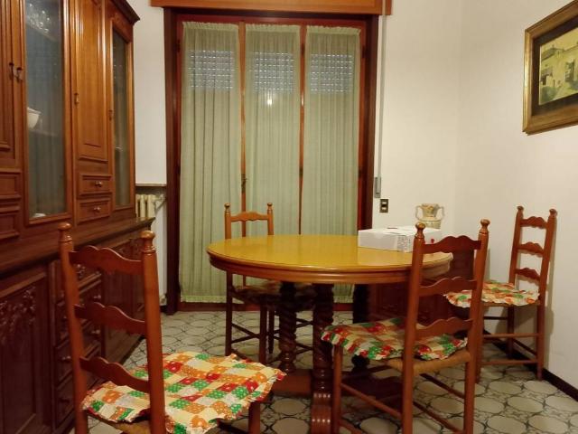 Villa in vendita a Carpaneto Piacentino PC