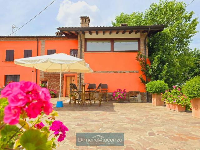Villa in vendita a Piacenza PC