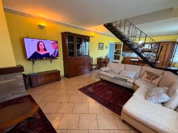 Villa in vendita a Piacenza PC