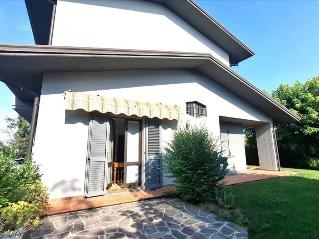 Villa in vendita a Piacenza PC