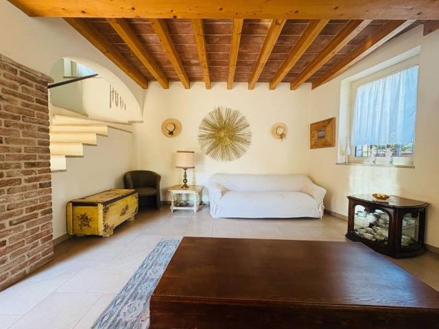 Villa in vendita a Piacenza PC