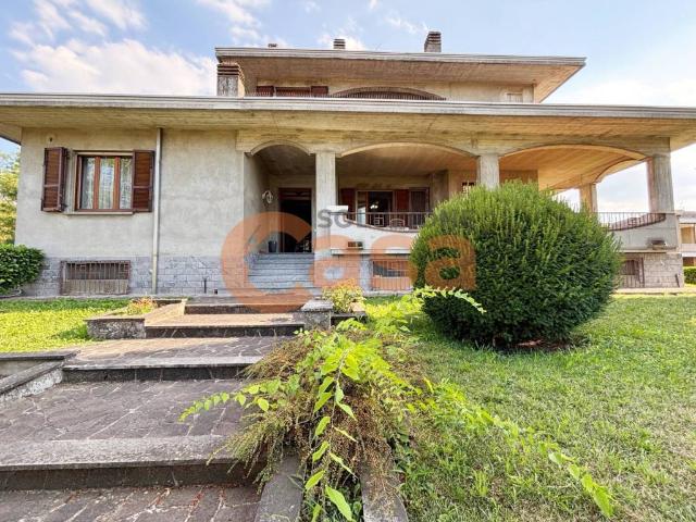 Villa in vendita a Piacenza PC