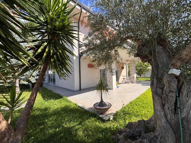 Villa in vendita a Pianopoli CZ