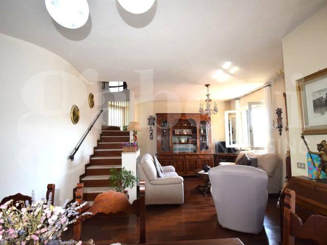Villa in vendita a Pianoro