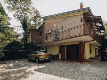 Villa in vendita a Pianoro BO