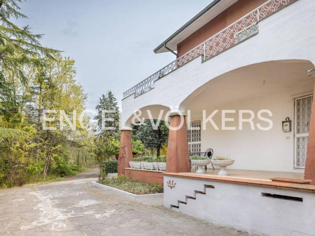 Villa in vendita a Pianoro BO