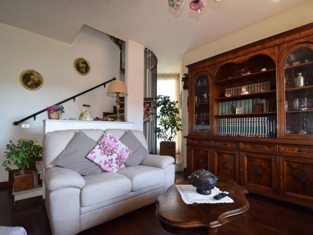 Villa in vendita a Pianoro BO