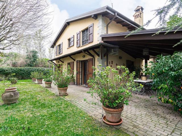 Villa in vendita a Pianoro BO