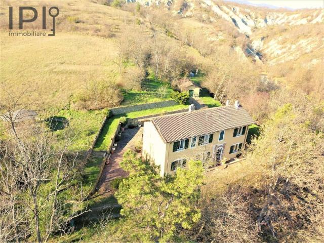 Villa in vendita a Piana Crixia SV