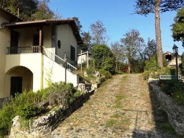 Villa in vendita a Piana Crixia SV