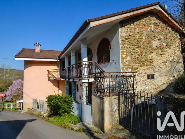 Villa in vendita a Piana Crixia SV