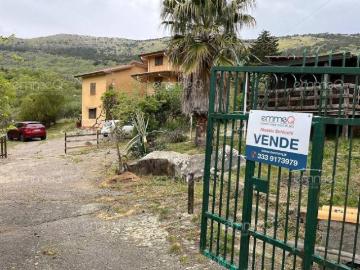 Villa in vendita a Piana degli Albanesi PA