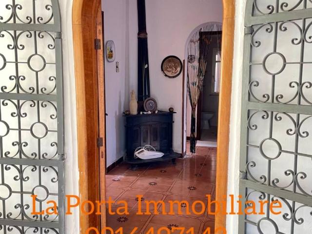 Villa in vendita a Piana degli Albanesi PA