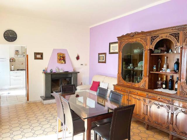 Villa in vendita a Piana di Monte Verna CE