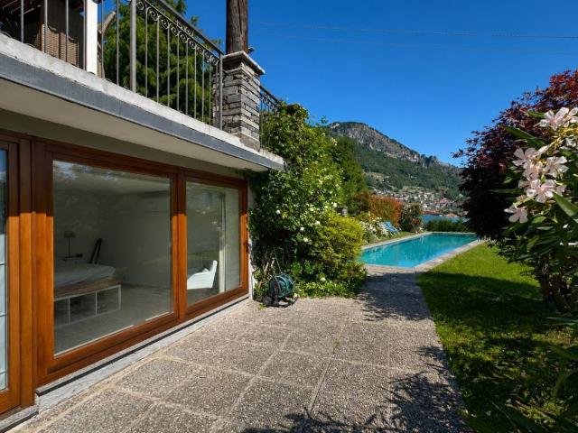 Villa in vendita a Pianello del Lario CO