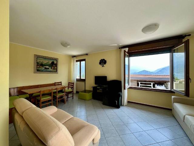 Villa in vendita a Pianello del Lario CO