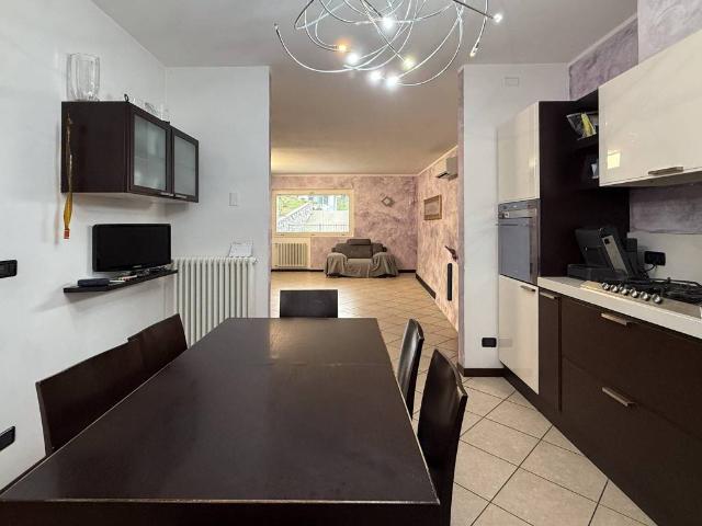 Villa in vendita a Pianello del Lario CO