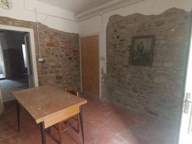 Villa in vendita a Pianello Val Tidone PC
