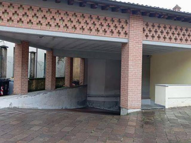 Villa in vendita a Pianello Val Tidone PC
