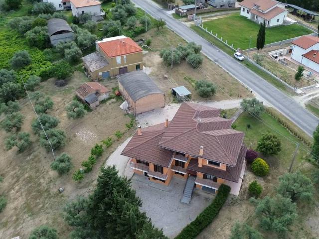 Villa in vendita a Pianella PE