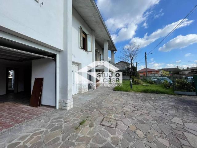 Villa in vendita a Pianengo CR
