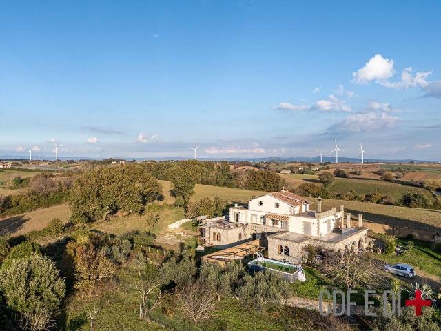 Villa in vendita a Piansano VT