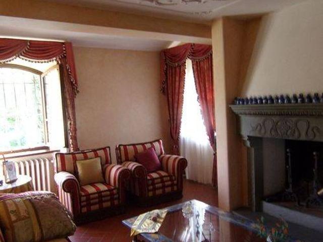 Villa in vendita a Piazza al Serchio LU
