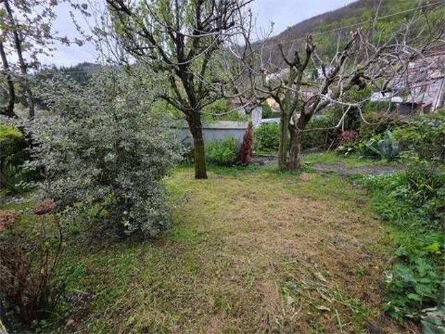 Villa in vendita a Piazza al Serchio LU