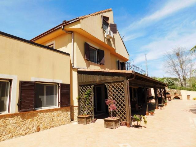 Villa in vendita a Piazza Armerina EN