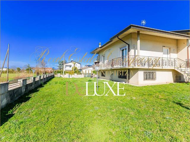 Villa in vendita a Piazzola sul Brenta PD