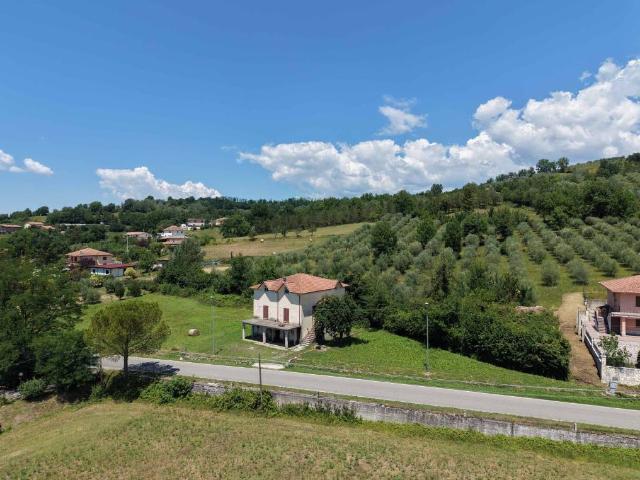 Villa in vendita a Picinisco FR