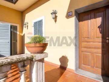 Villa in vendita a Piedimonte Etneo CT