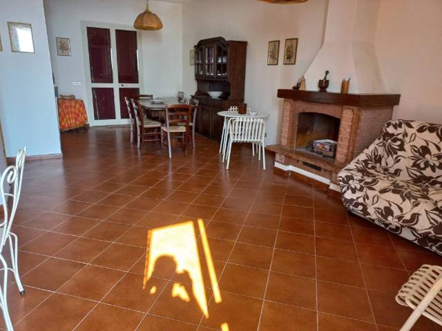Villa in vendita a Piedimonte Etneo CT