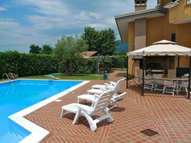 Villa in vendita a Piedimonte San Germano FR