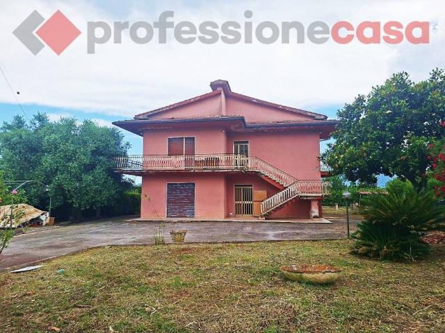 Villa in vendita a Piedimonte San Germano FR