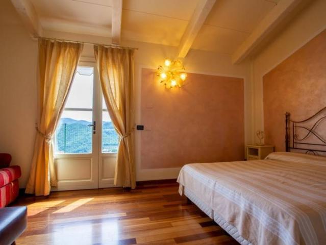 Villa in vendita a Pietra Ligure SV