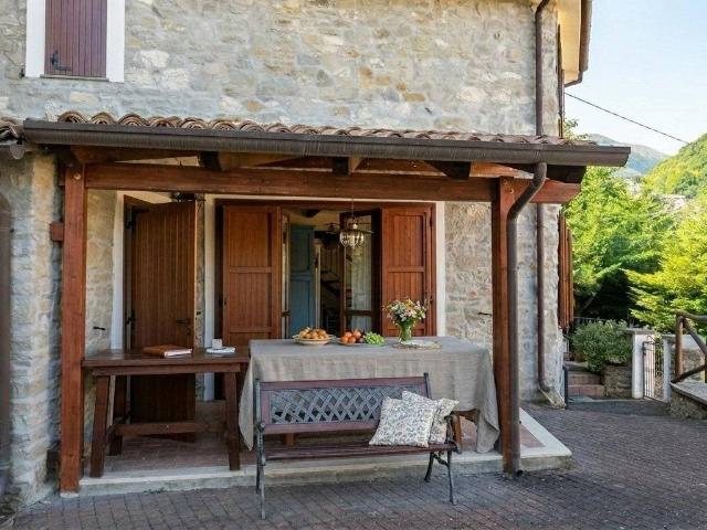 Villa in vendita a Pietracamela TE