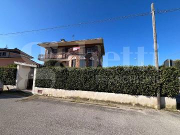 Villa in vendita a Pietramelara CE