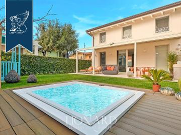 Villa in vendita a Pietrasanta