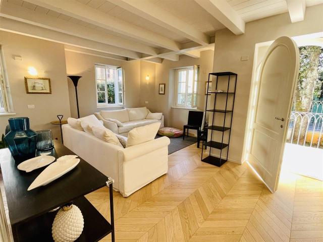 Villa in vendita a Pietrasanta