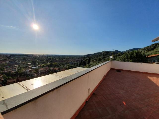 Villa in vendita a Pietrasanta