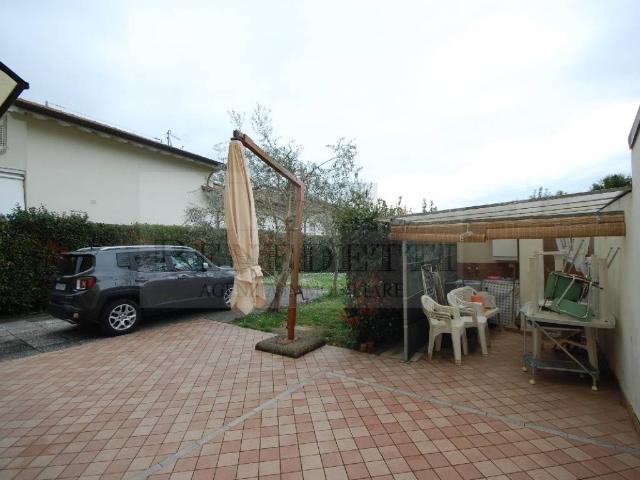 Villa in vendita a Pietrasanta LU